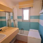 2 Pieces Climatise, Parking, Centre Sainte-maxime, Proche Plages - Fr-1-780-54 *
