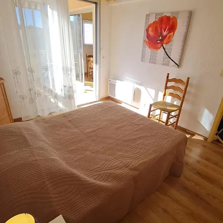 Apartment 2 Pieces Climatise, Parking, Centre Sainte-maxime, Proche Plages - Fr-1-780-54 Sainte-Maxime