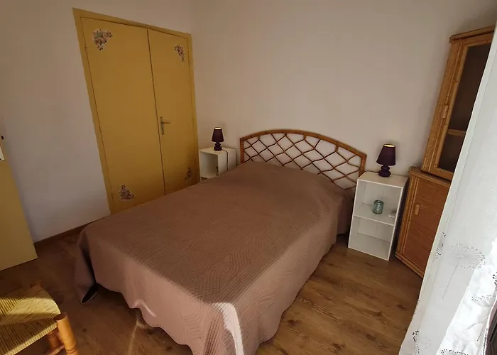 Apartment 2 Pieces Climatise, Parking, Centre Sainte-maxime, Proche Plages - Fr-1-780-54 Sainte-Maxime